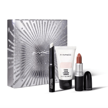 mac cosmetics holiday run the show kit