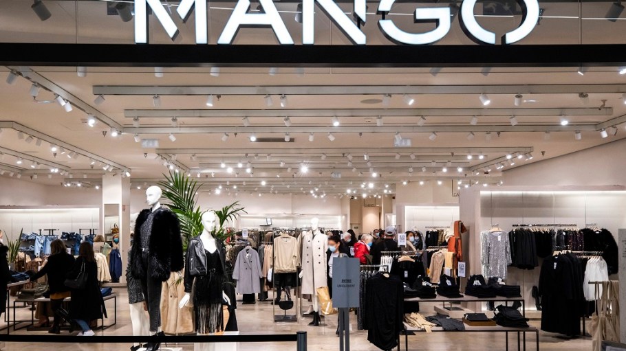 Spanish fashion retailer Mango is opening three stores in the first quarter of 2021 in three major shopping centers operated by Simon.