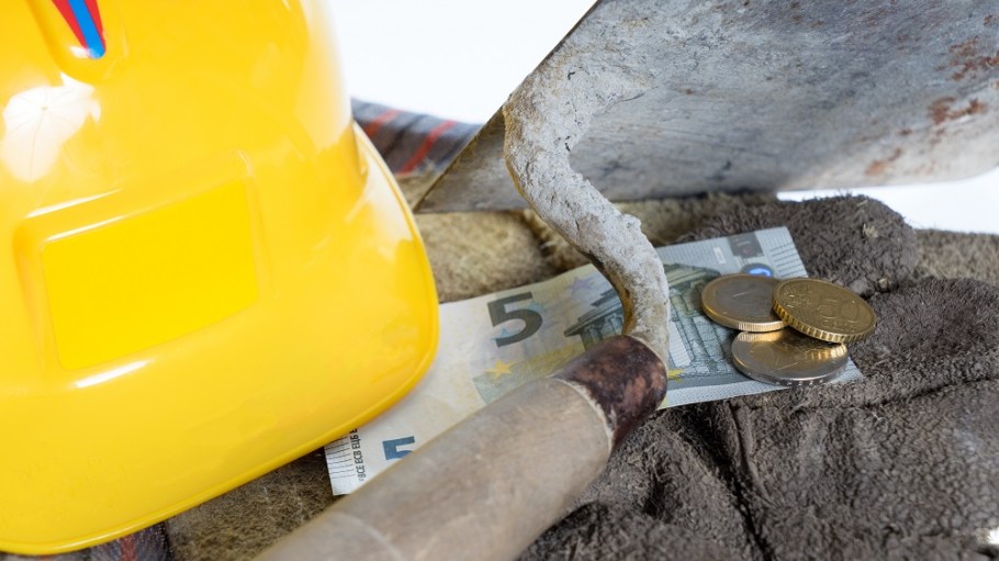 A new ILO report found that monthly wages fell or grew more slowly in the first six months of 2020 as a result of the Covid-19 pandemic.