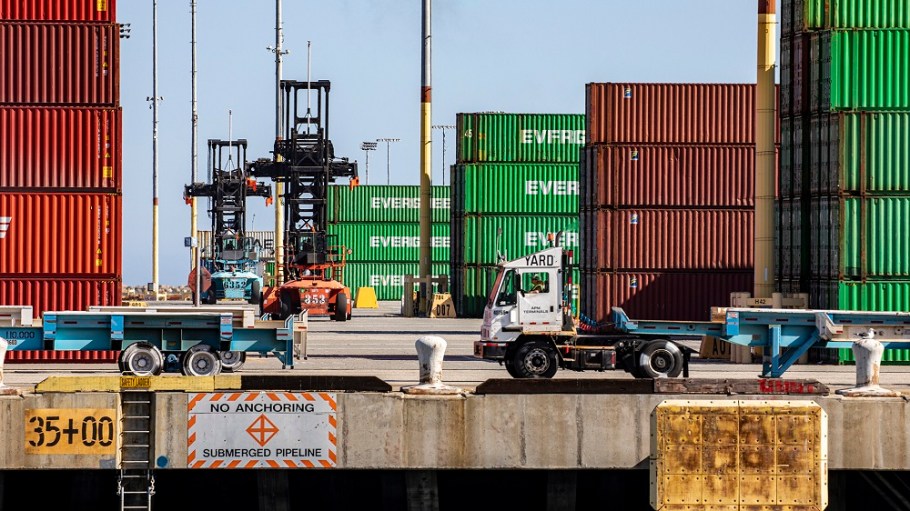 As part of its ongoing push to digitize and improve cargo efficiency, the Port of Los Angeles has launched a “Control Tower” data tool.