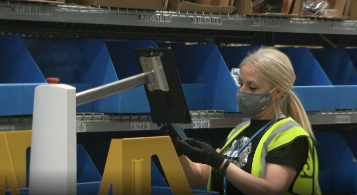 Accessible from anywhere, managers can review a wide range of dashboards using their phones or laptops, while employees can monitor performance on displays right on the warehouse floor.