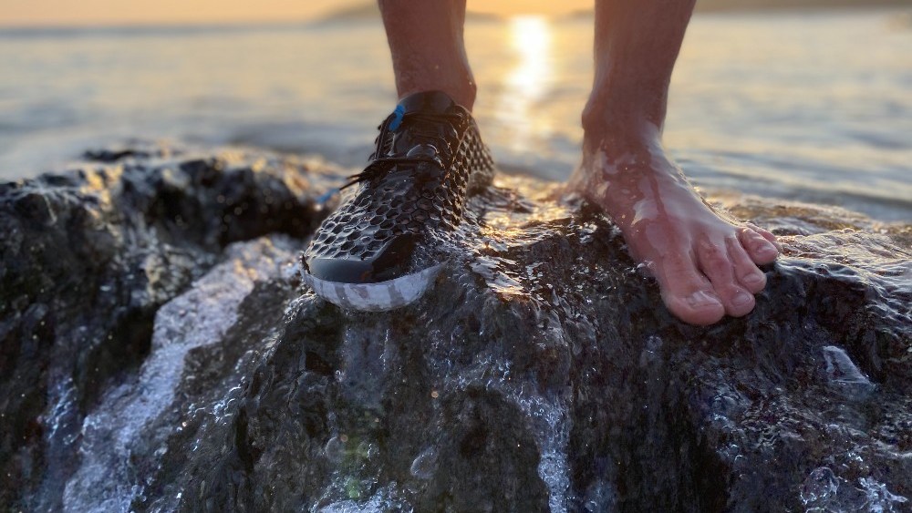Vivobarefoot's Ultra III Bloom's upper is 40 percent algae.