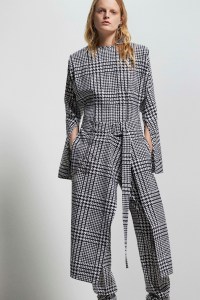 Krizia RTW Fall 2021