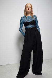 Krizia RTW Fall 2021
