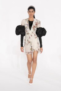 Giambattista Valli RTW Fall 2021