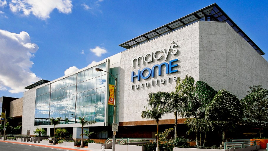 The department-store company and Bluemercury owner revised its senior leadership and issued $500 million notes to raise new capital.