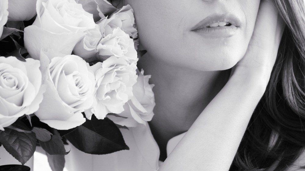 Nina Dobrev Maison Christian Dior