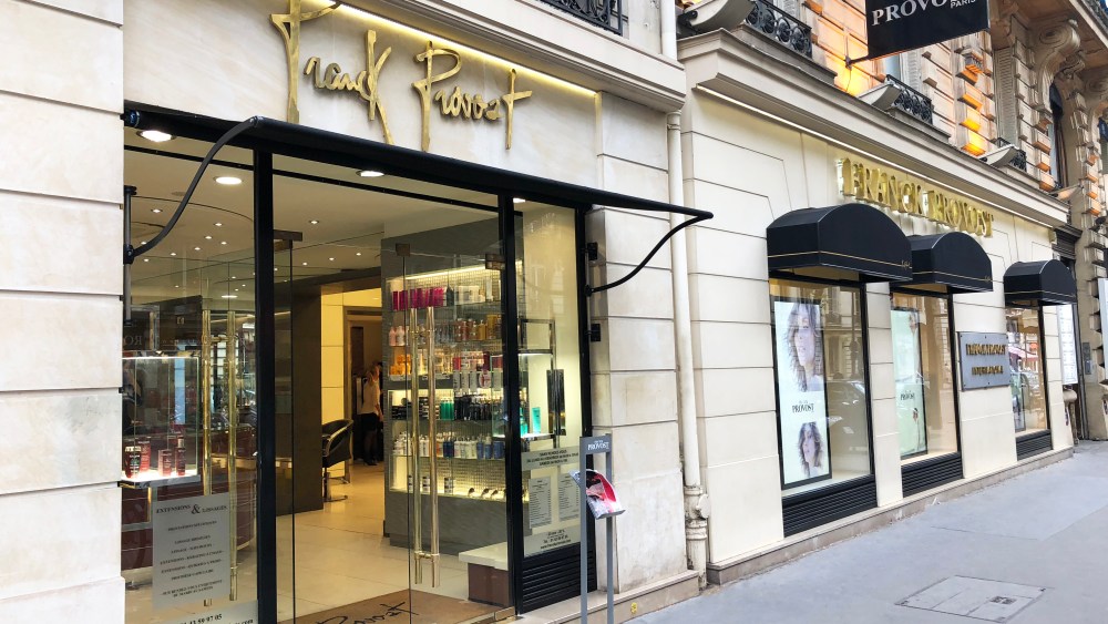 A Franck Provost salon