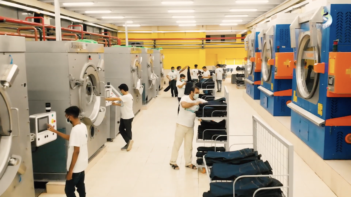 For example, Siddiqsons adopted the Laundry 5.Zero production center from textile finishing technologies company Jeanologia, making it the only denim mill in Pakistan to use this technology so far.