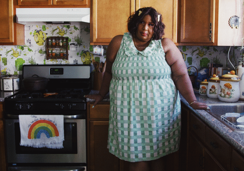 Amazon Fashion's The Drop recruited plus-size influencer Kellie Brown for a '70s-inspired collection of skirts, dresses, pants and more.