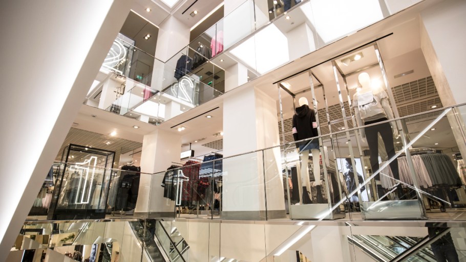 Hennes and Mauritz plans to shut 30 stores in Spain, which could impact up to 1,100 jobs, part of a worldwide store rationalization.