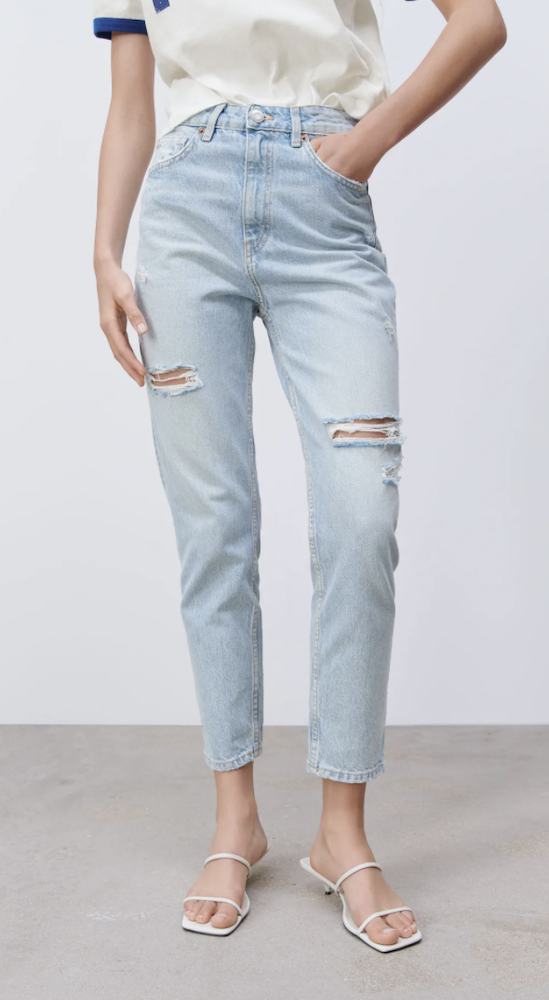 In honor of Mother’s Day, gift the cool mom in your life a pair of mom jeans that are both on-trend and comfort-focused.