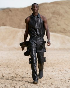 Burberry Men’s Spring 2022