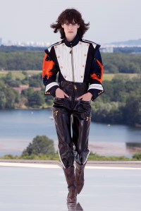 Louis Vuitton Resort 2022