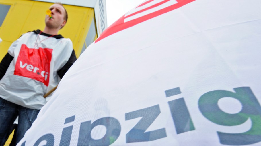 One of Germany's biggest trade unions, Verdi, called on workers at numerous Amazon warehouses across the country to go on strike on Monday, June 21. The strike will take place through the entirety of the shopping extravaganza, running through and all of Wednesday, June 23.