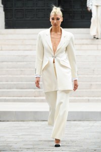 Chanel Couture Fall 2021