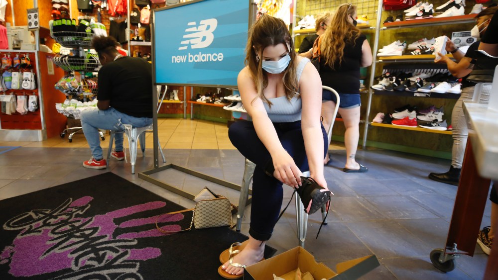A proxy advisor recommended Genesco shareholders vote for all of the footwear seller's director nominees at its annual shareholder meeting.