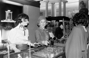 Estee Lauder makes an in-store appearance to promote her new fragrance JHL at Saks Fifth Avenue, New York on September 28, 1982.