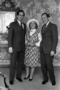 Estee Lauder, with her sons Ronald and Leonard, pose for a portrait at the Estee Lauder offices in New York's General Motors building on May 1, 1972.