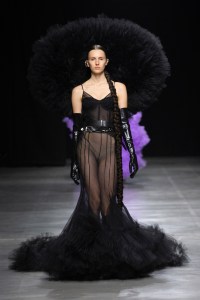 Act N.1 RTW Spring 2022