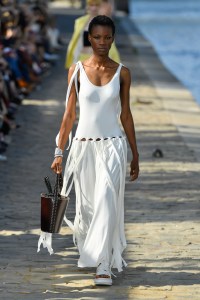 Chloé RTW Spring 2022