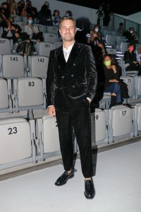 Emporio Armani RTW Spring 2022