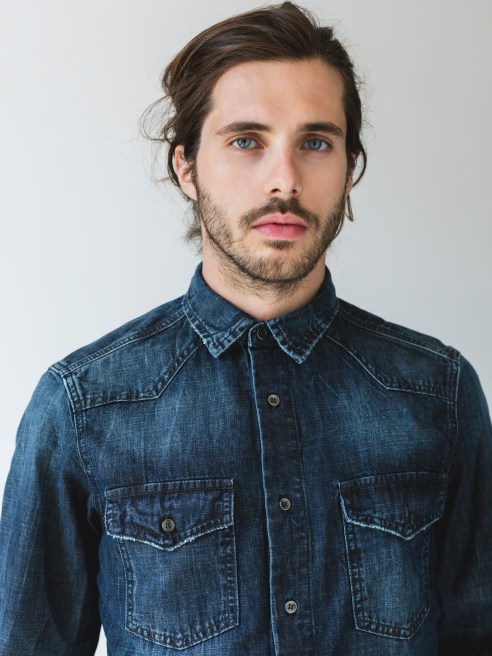Qualities popularized by consumers during the pandemic lead Berto’s denim fabric collection for Fall/Winter 22-23.