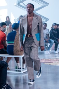 Kenneth Nicholson RTW Spring 2022