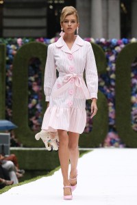 Moschino RTW Spring 2022