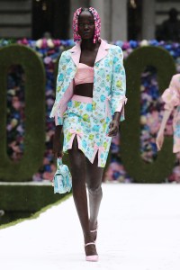 Moschino RTW Spring 2022