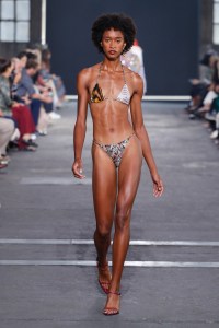 Missoni RTW Spring 2022