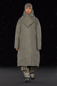Moncler 4 Hyke RTW Spring 2022