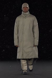 Moncler 4 Hyke RTW Spring 2022