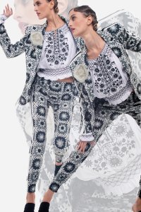 Norma Kamali RTW Spring 2022
