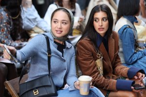 Front row at Tory Burch  RTW Spring 2022