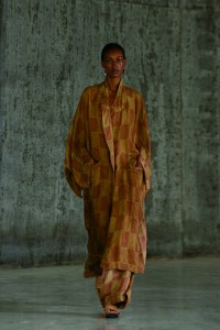 Uma Wang RTW Spring 2022