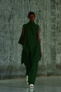 Uma Wang RTW Spring 2022