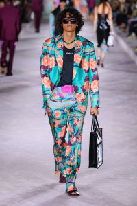 Versace RTW Spring 2022