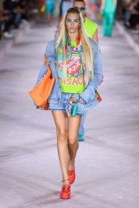 Versace RTW Spring 2022