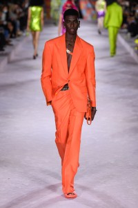 Versace RTW Spring 2022