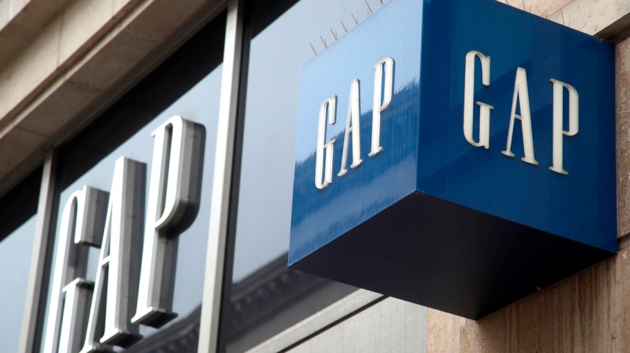 From Gap to Urban to Abercrombie, apparel retailers are looking at ways to manage orders and minimize post-holiday markdowns.