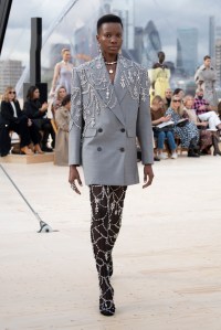 Alexander McQueen RTW Spring 2022