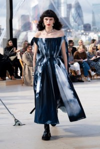 Alexander McQueen RTW Spring 2022