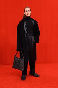 Balenciaga RTW Spring 2022