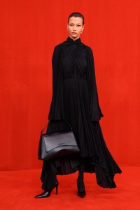 Balenciaga RTW Spring 2022
