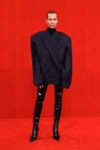 Balenciaga RTW Spring 2022