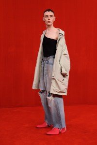 Balenciaga RTW Spring 2022
