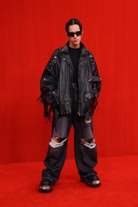 Balenciaga RTW Spring 2022