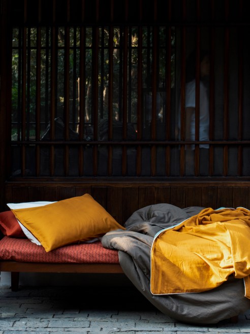 Himatsingka outdoor bedding home