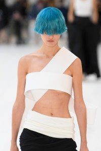 Loewe RTW Spring 2022